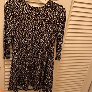 BCBGeneration black floral shift dress size XS